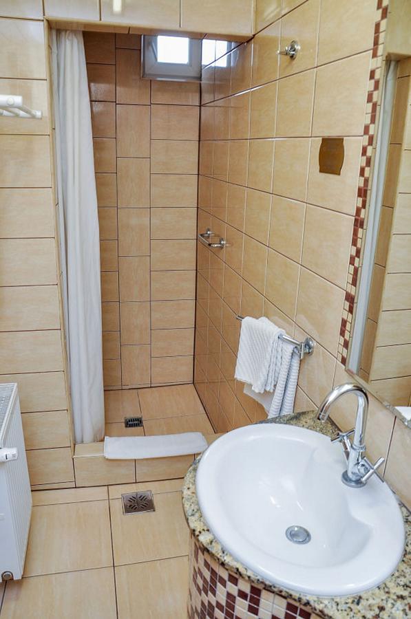 Pensiunea Casa Alba Ghimbav Εξωτερικό φωτογραφία